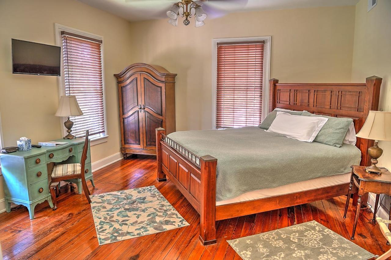 Open Gates Bed & Breakfast Darien Luaran gambar