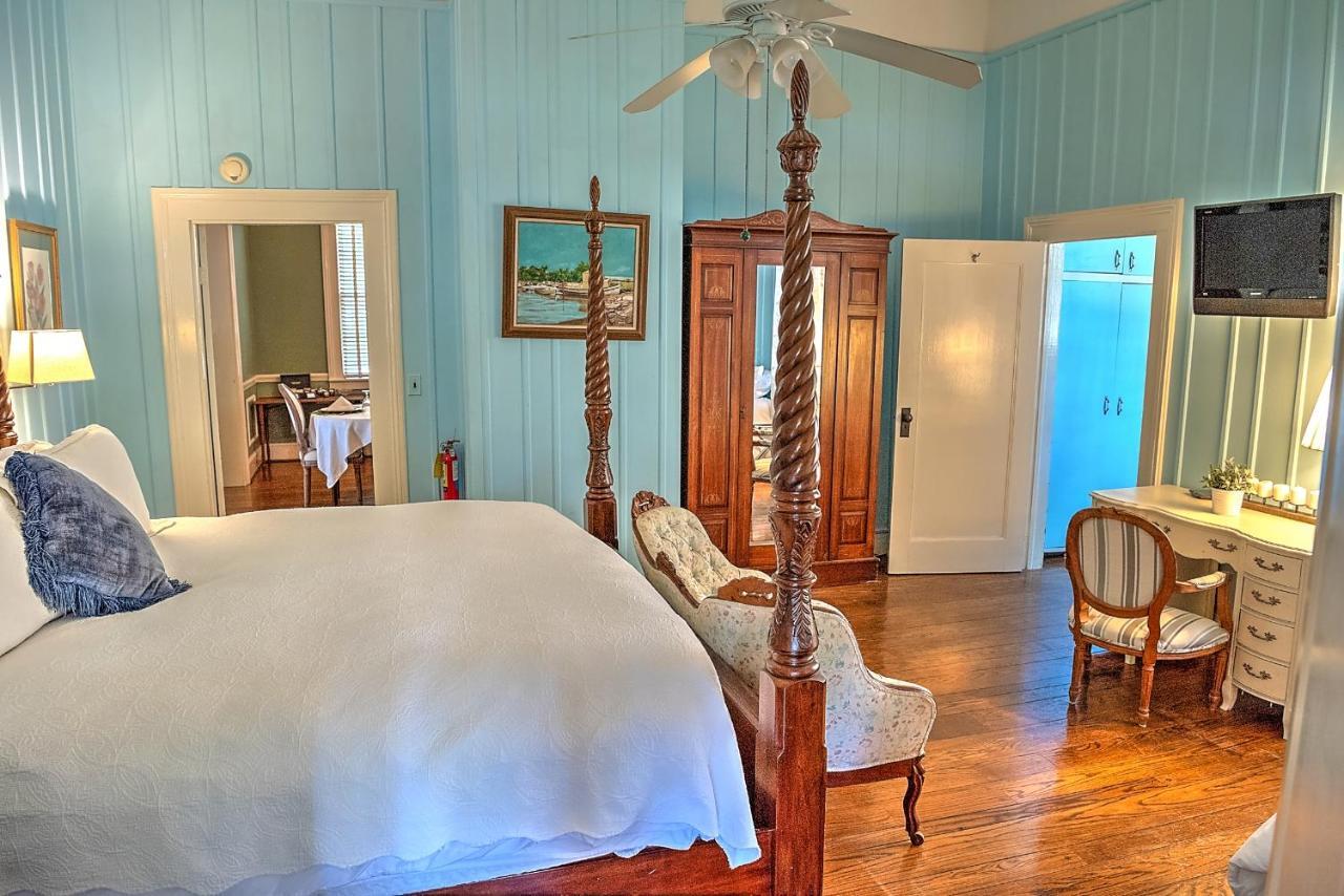 Open Gates Bed & Breakfast Darien Luaran gambar