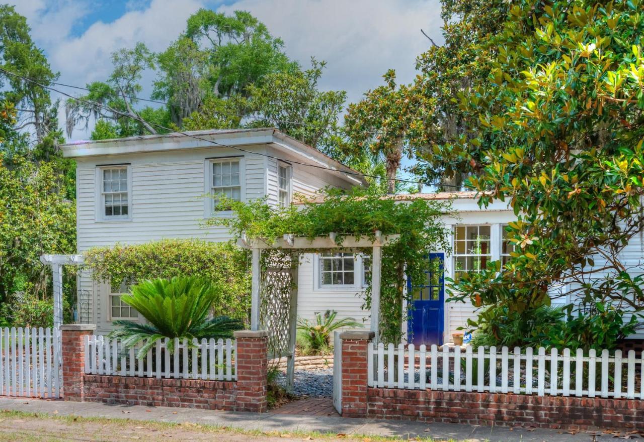 Open Gates Bed & Breakfast Darien Luaran gambar