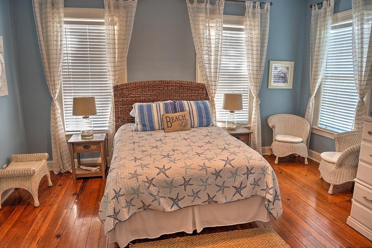 Open Gates Bed & Breakfast Darien Luaran gambar